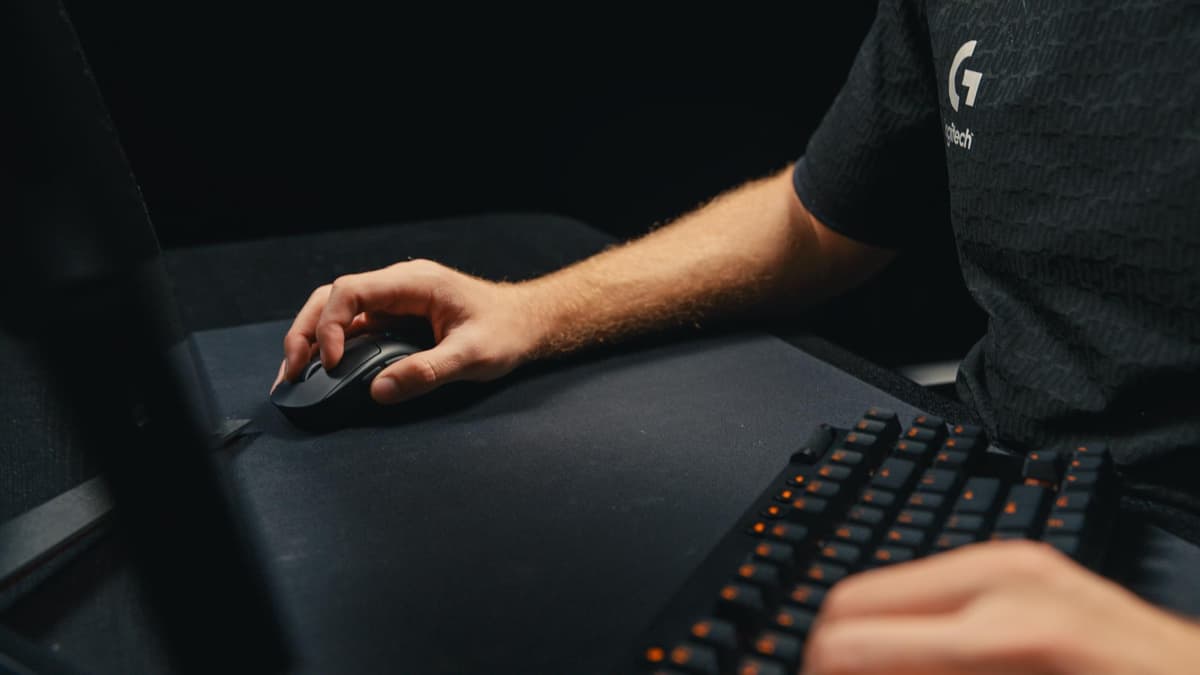 Logitech PRO X SUPERLIGHT 2 Gaming hiir, juhtmevaba, must